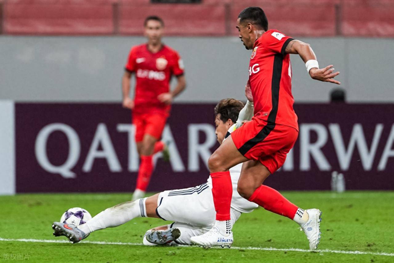 马赛发布备战花絮，今晨复出首秀，亚冠任务艰巨，赛程密集仍需轮换的简单介绍