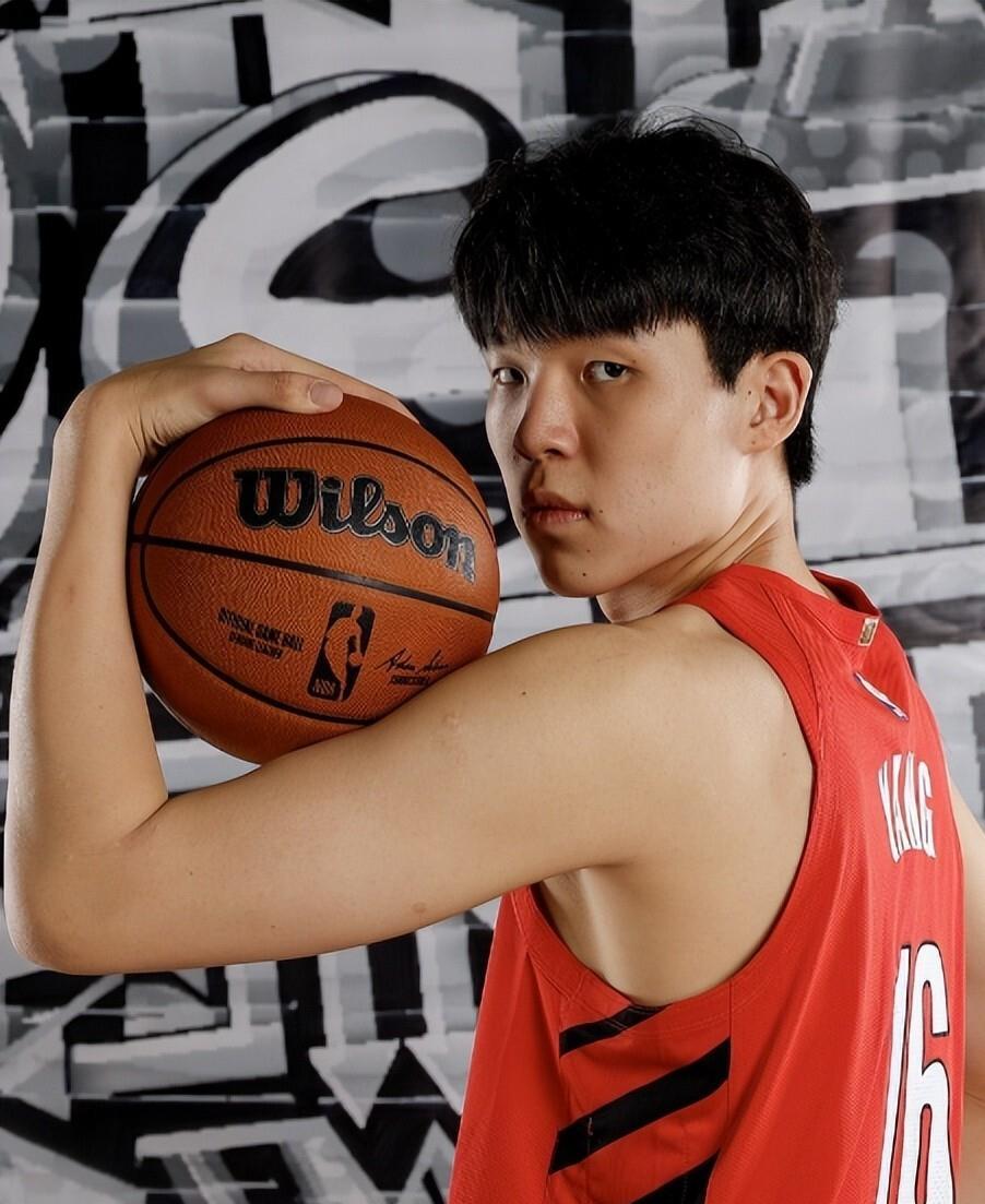 kysports-清晨犹他爵士调整名单以备CBA季后赛转会期深圳男篮备战法甲,这操作让人直呼:尤文图斯赛前强势反弹的简单介绍-kysports