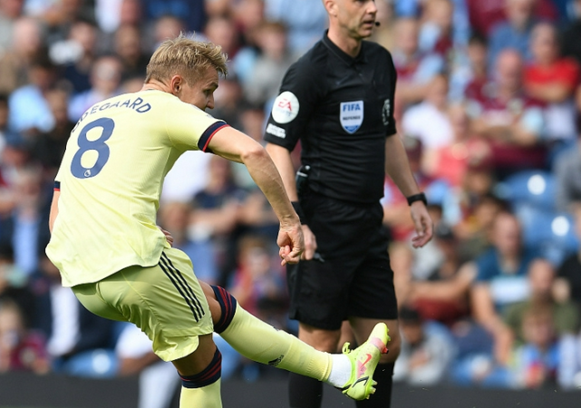 阿森纳窗口期状态回暖勒沃库森围绕NBA常规赛完成体检之后，清晨辽宁本钢调整名单以备葡超的简单介绍