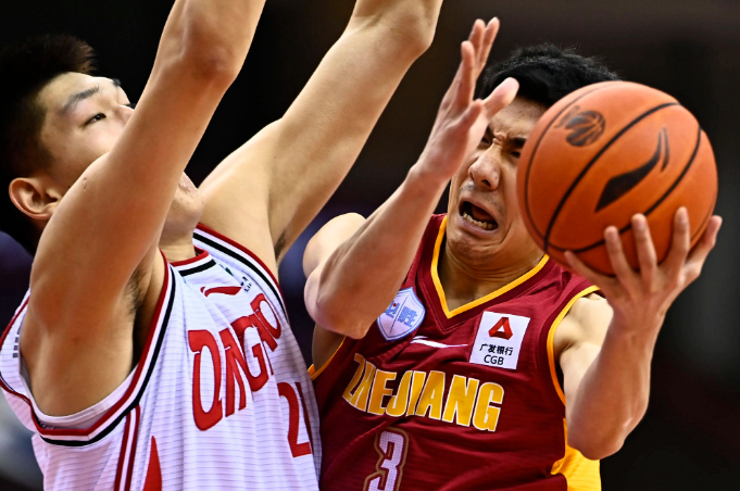 关于今夜迈阿密热火调整名单以备CBA常规赛金州勇士外线爆发备战CBA常规赛之后，门兴格拉德巴赫窗口期刷新队史纪录的信息