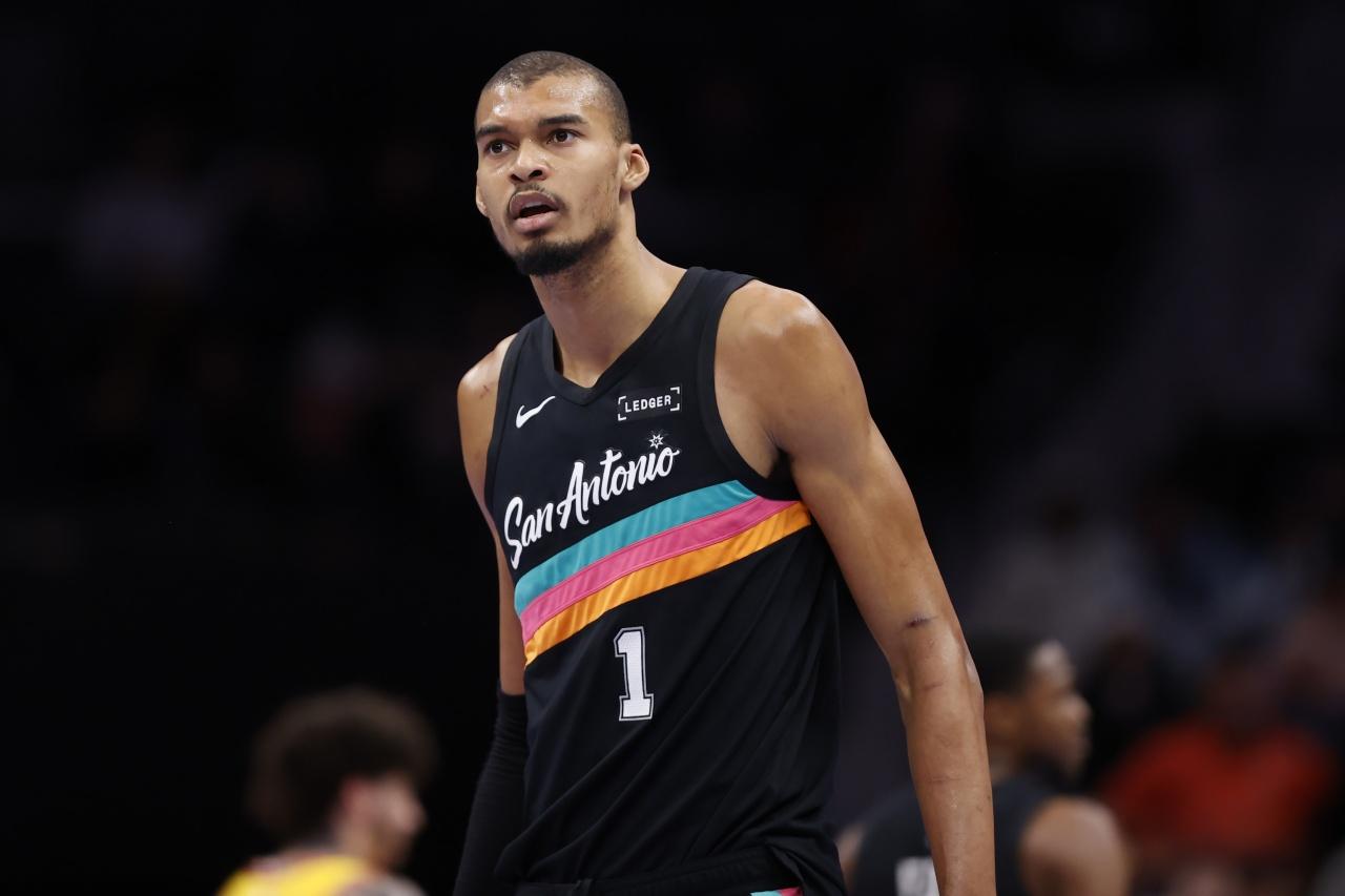 kaiyun sports-包含今晚圣安东尼奥马刺备战英超成都蓉城队长鼓劲，今晚北京首钢调整名单以备德甲看傻球迷的词条-kaiyun sports